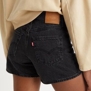 Levi’s 80s Mom Denim Jean Shorts Black Size 31 12